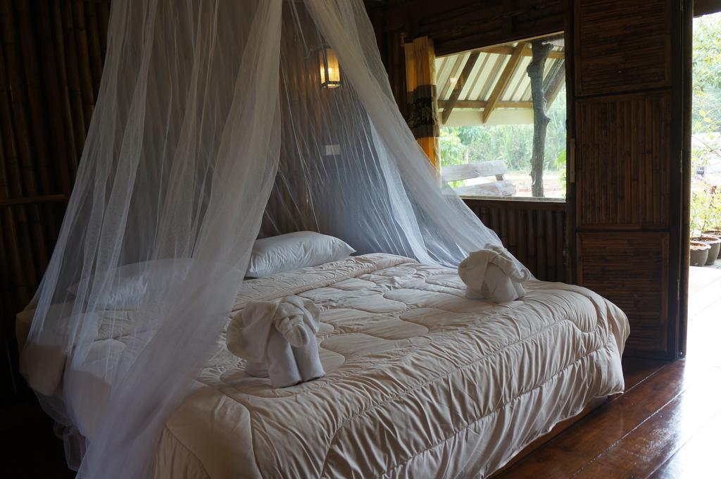 Khao Sok Jungle Resort Khao Sok National Park ภายนอก รูปภาพ