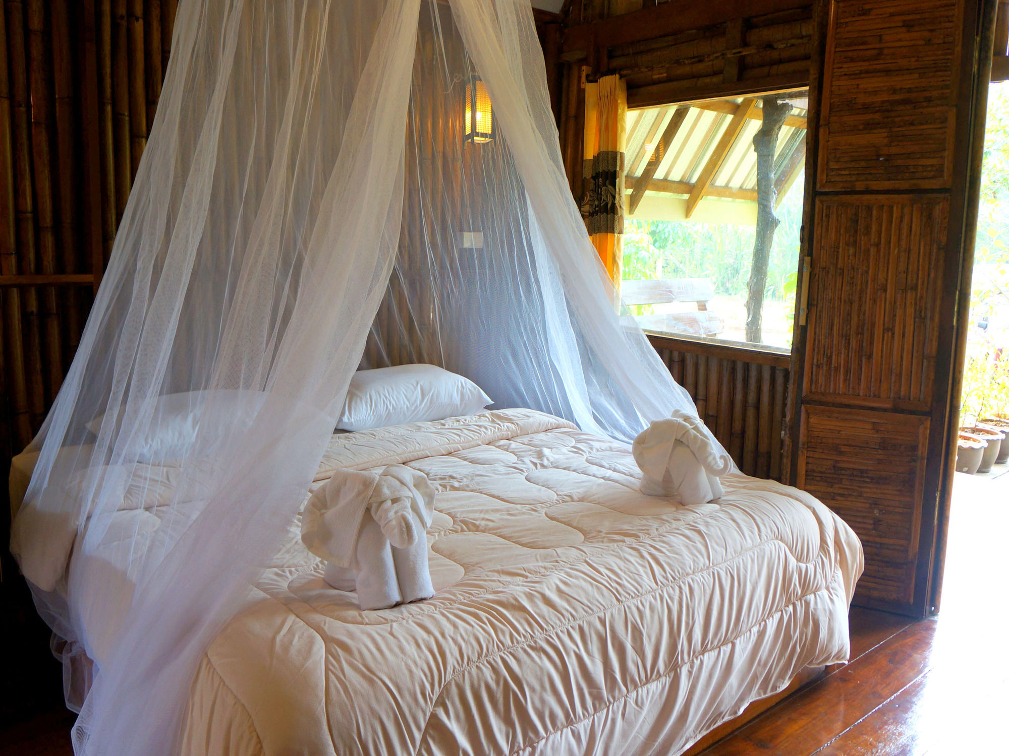 Khao Sok Jungle Resort Khao Sok National Park ภายนอก รูปภาพ