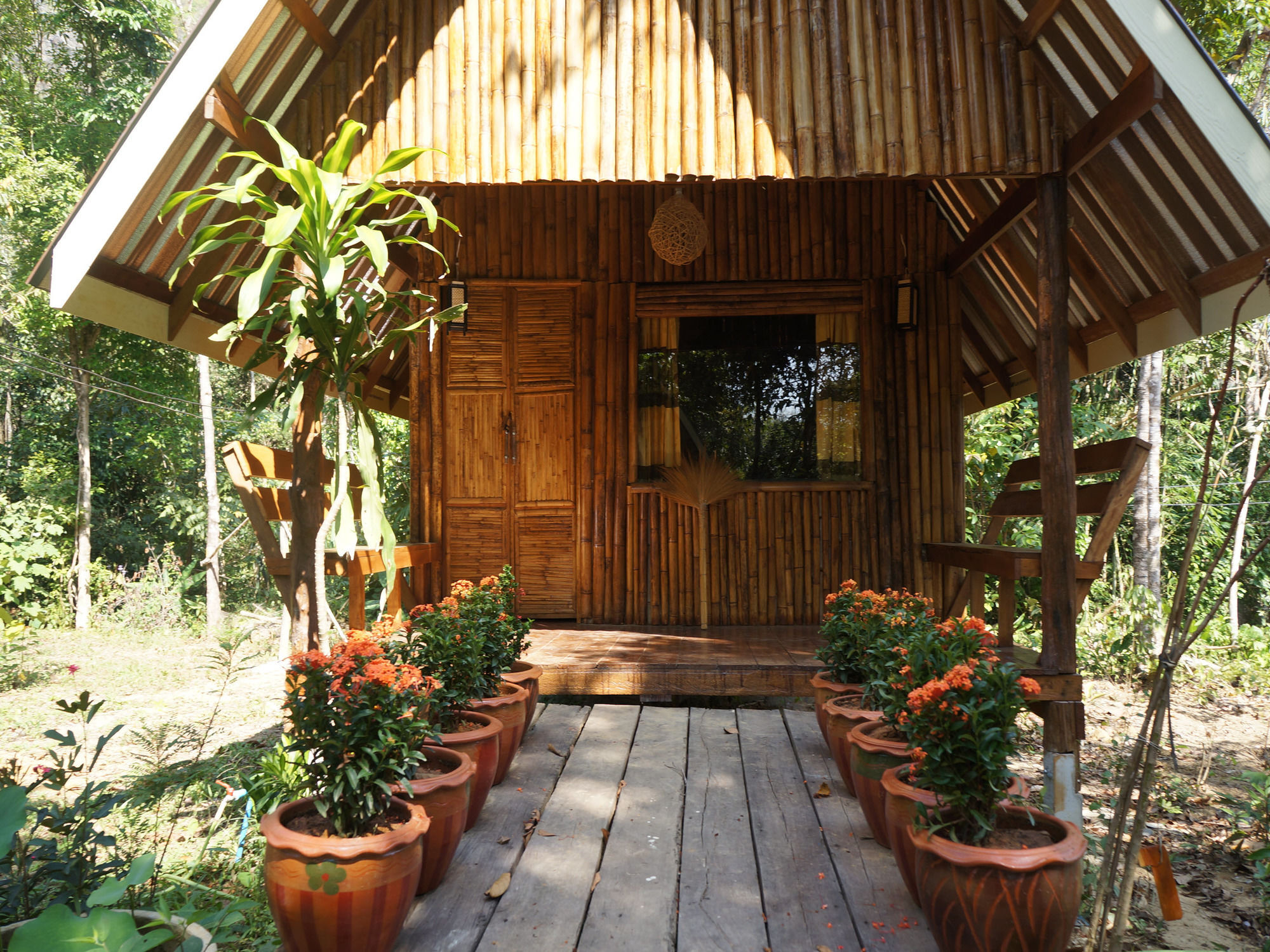 Khao Sok Jungle Resort Khao Sok National Park ภายนอก รูปภาพ